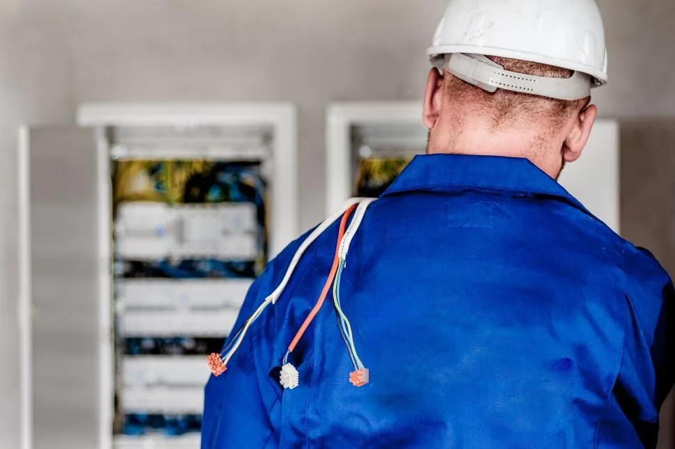 placeholder Illustration accompanying What uniform do electricians wear?