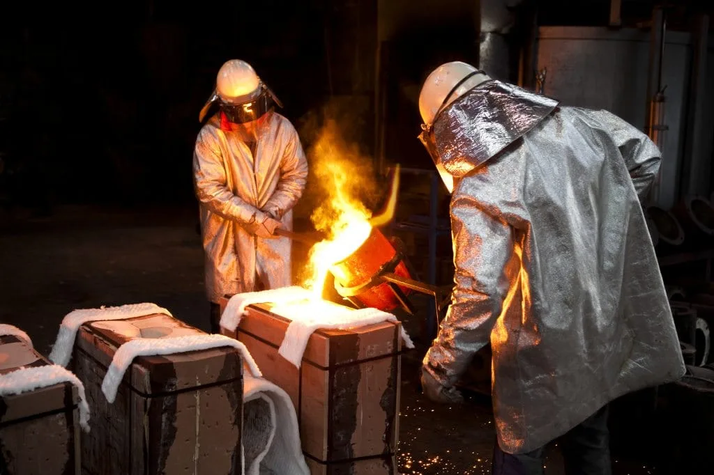 Illustration accompanying Standards for Aluminized PPE: ASTM F955, NFPA 2112, EN ISO 11612 Explained