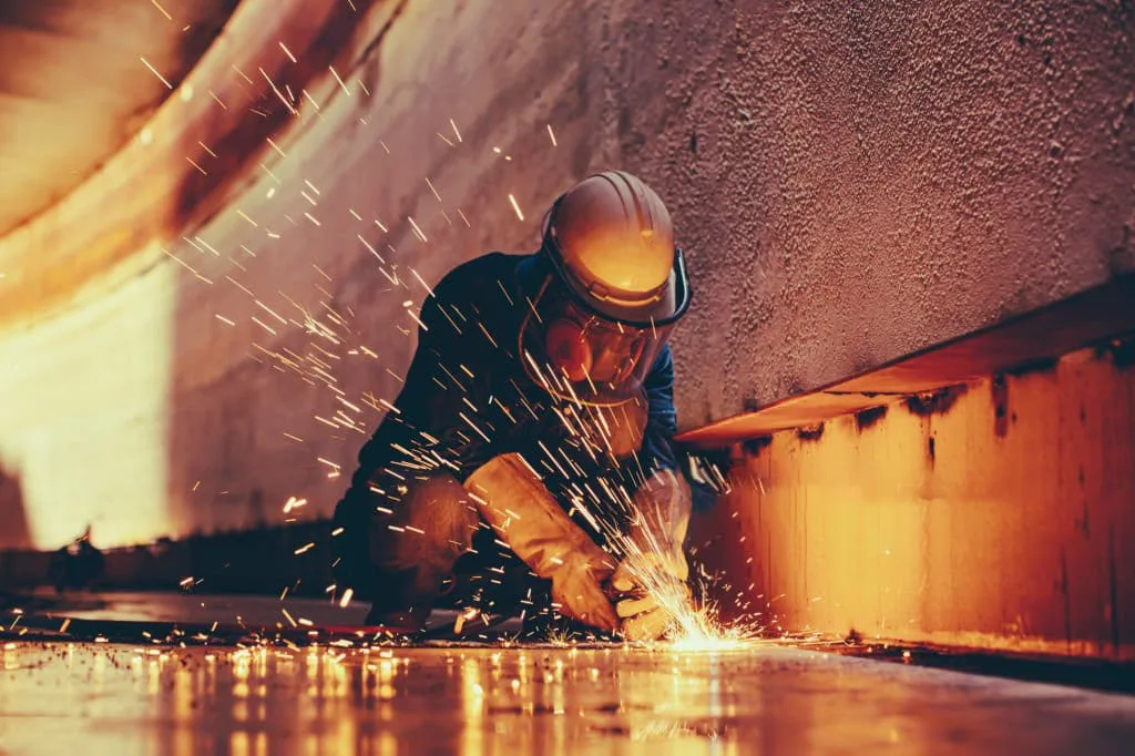 Illustration accompanying How is PPE demand distributed across different industries？