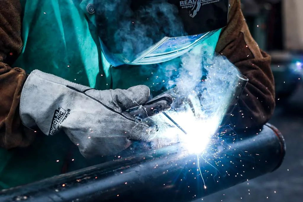 placeholder Illustration accompanying Case Study: Kazakhstan Mining Project Using Advanced FR Workwear