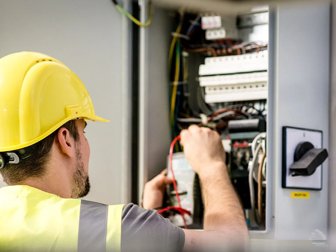 placeholder Illustration accompanying When is arc flash ppe required?
