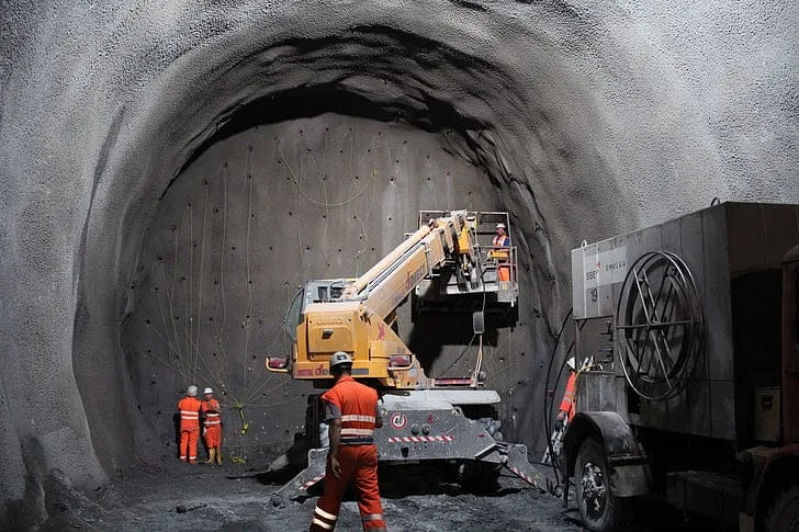 placeholder Illustration accompanying What are the top PPE’s for mining workers?