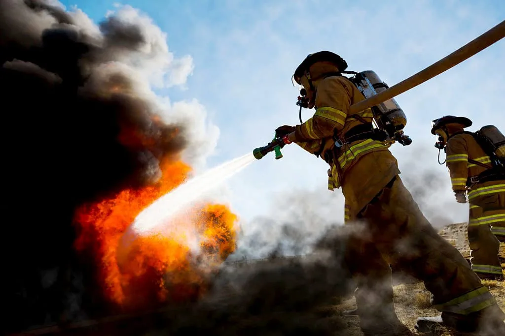 Illustration accompanying What is Considered Flame-Resistant Clothing？