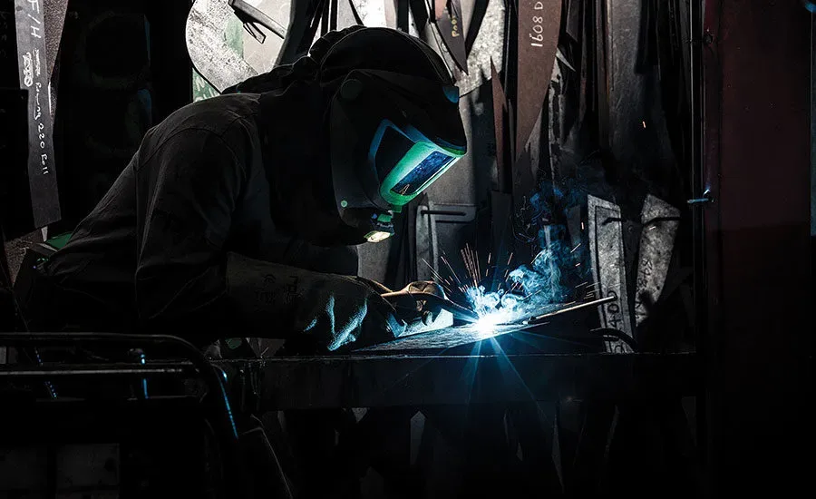 placeholder Illustration accompanying ANSI, OSHA, EN ISO Standards for Welding Protective Clothing Explained