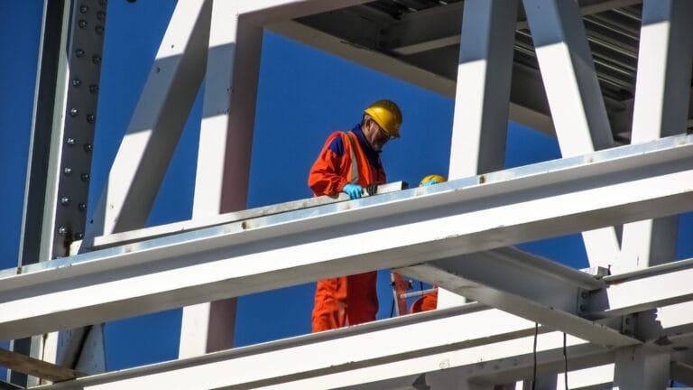 worker-1895691